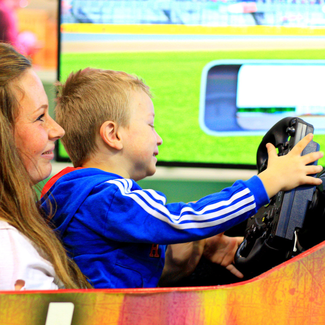 F1R simulátor Grand Prix Velké Británie | PVA Praha CZ